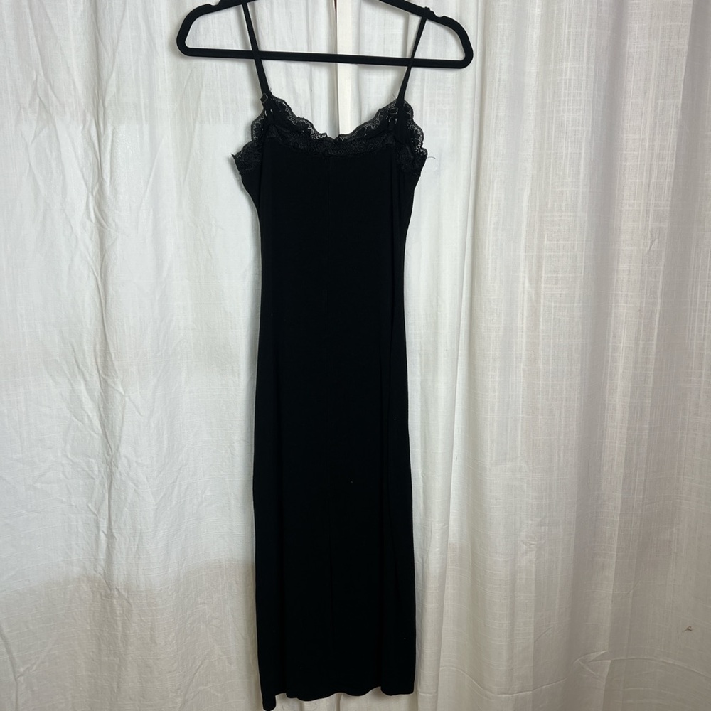 Elegant Black Lace Maxi Dress